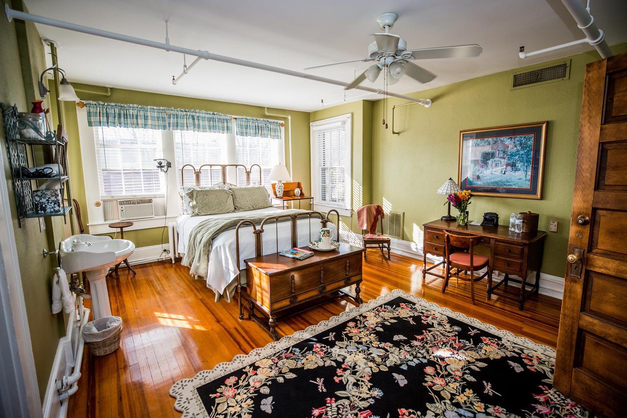The Henderson Bed & Breakfast Hendersonville Exterior foto